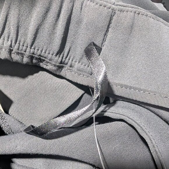 Abercrombie & Fitch | High Rise Slim Boot Trouser In Evening Grey (29/8-Short) - Picture 12 of 16